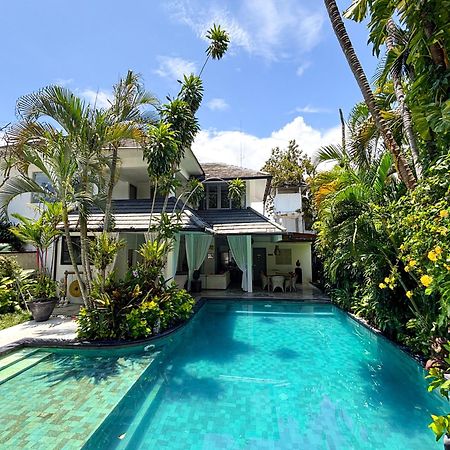 Villa Eindra Seminyak  Ngoại thất bức ảnh