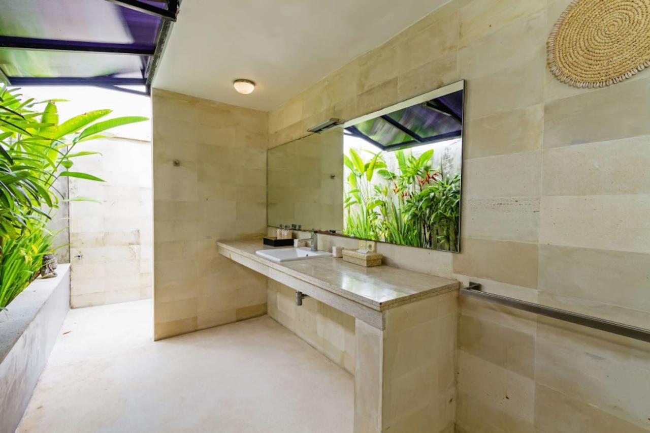 Villa Eindra Seminyak  Ngoại thất bức ảnh