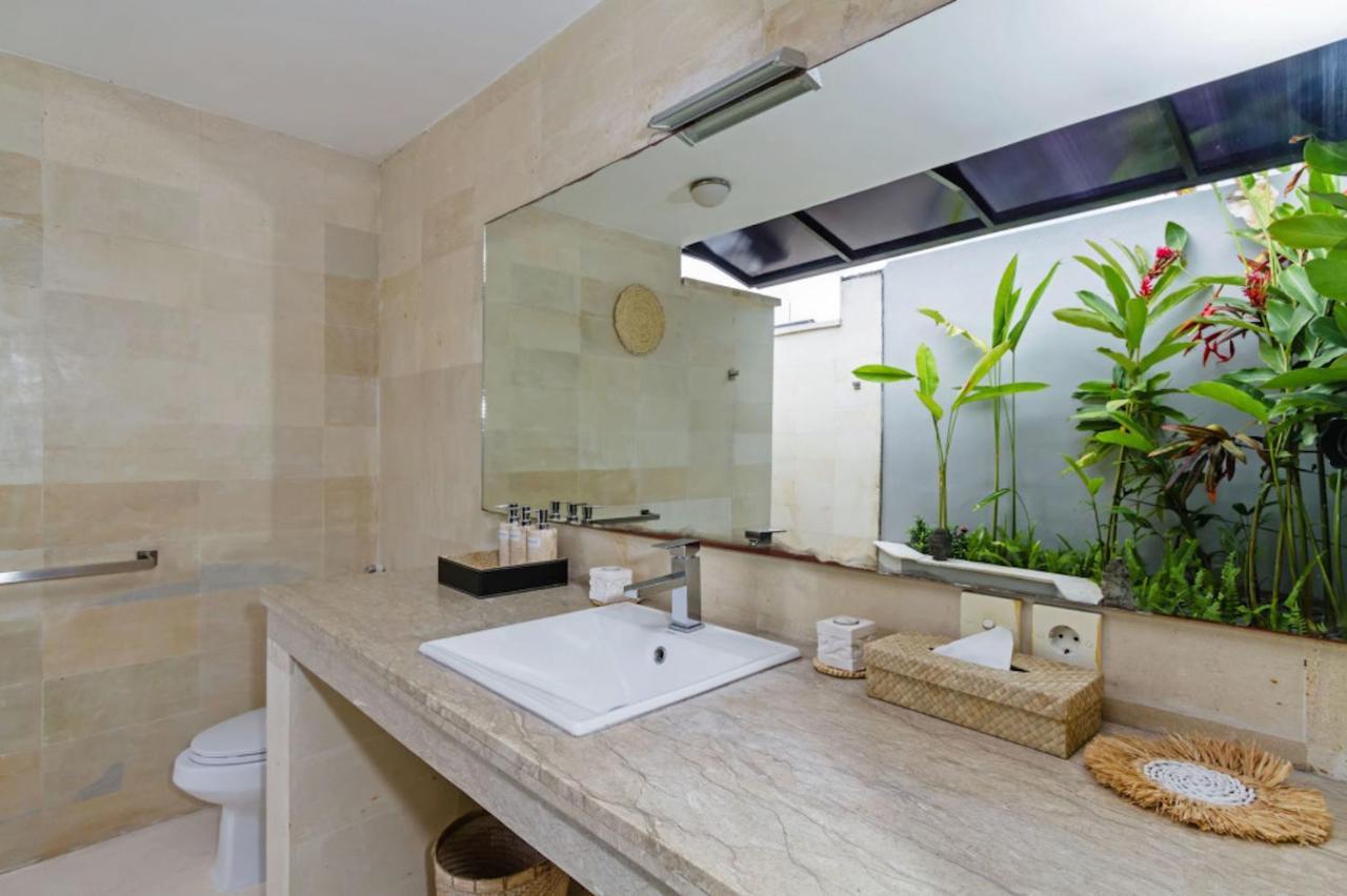 Villa Eindra Seminyak  Ngoại thất bức ảnh
